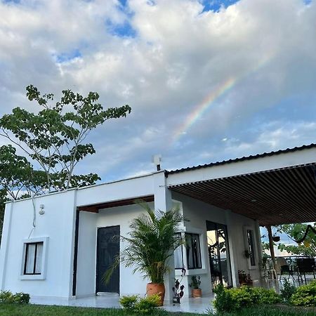 Cabana Campestre Con Piscina En La Hacienda Napoles Doradal エクステリア 写真